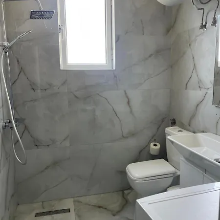 בית נופש Rena Vlorë